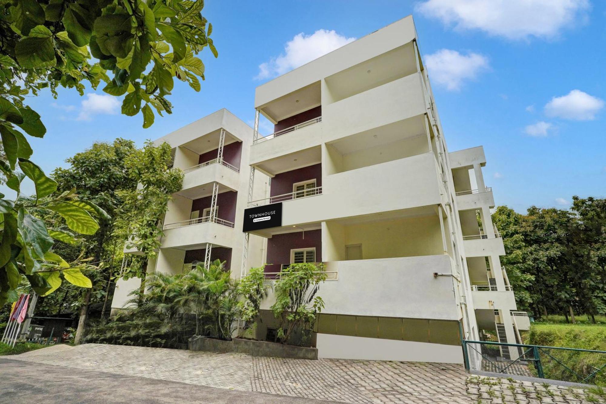 Super Townhouse Hebbal Mysore Belagula Экстерьер фото